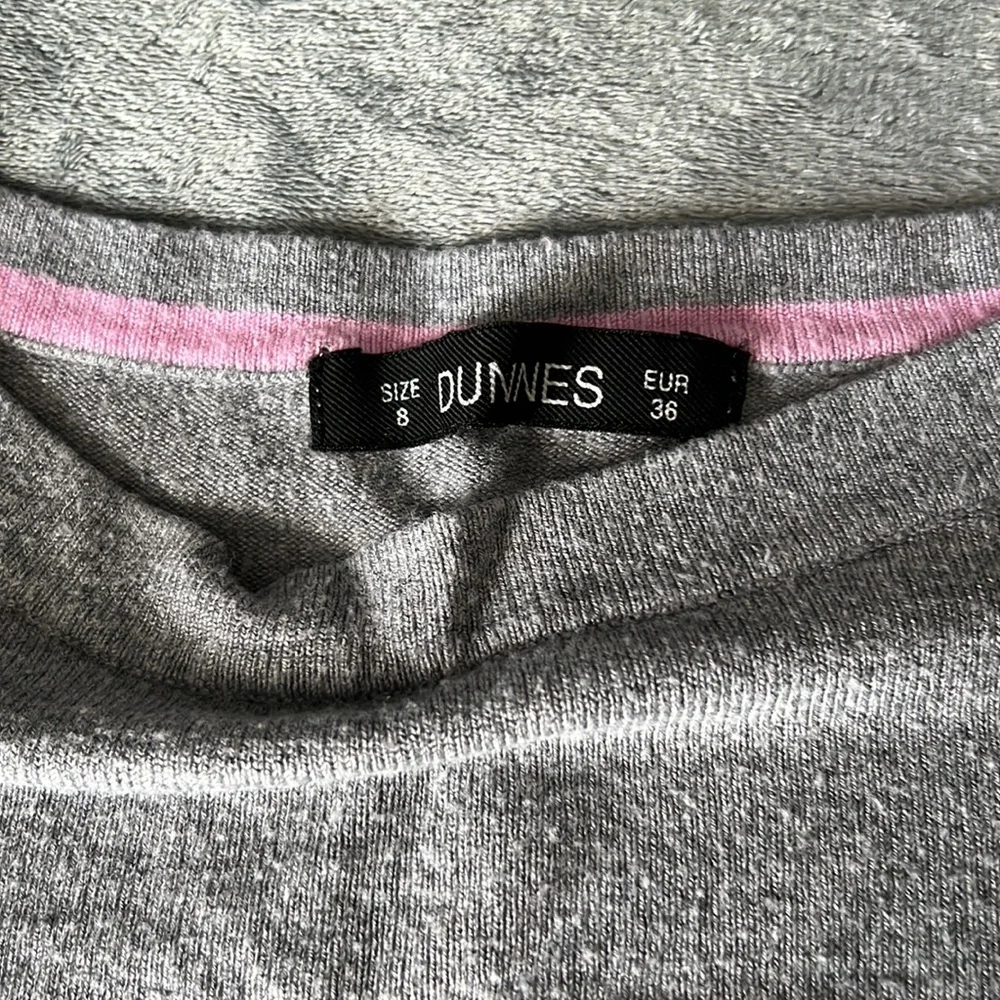Dunnes Color Block Pullover - Picture 3 of 4